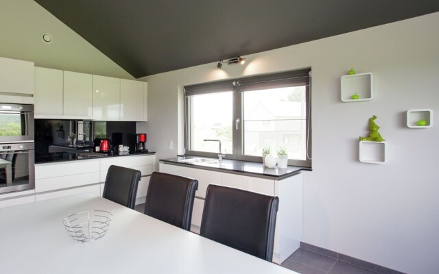 Lush Holiday Home with Private Swimming Pool in Tenneville