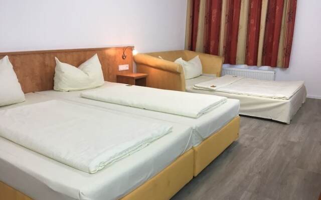 Main Kinzig Hotel am Limes