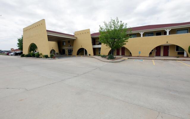Americas Best Value Inn & Suites Yukon Oklahoma City