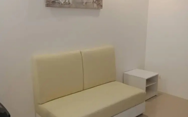 The Royal Place Condominium - Unit 96/208 & 224