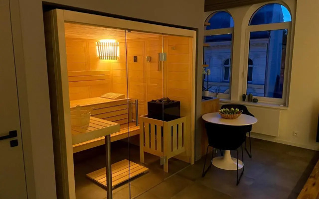 Golden Key Apartments