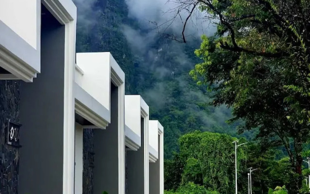 Song View Pool Villa