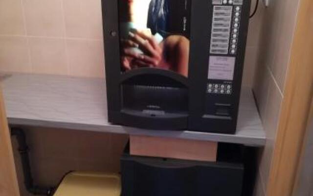 Hostel Cinema House