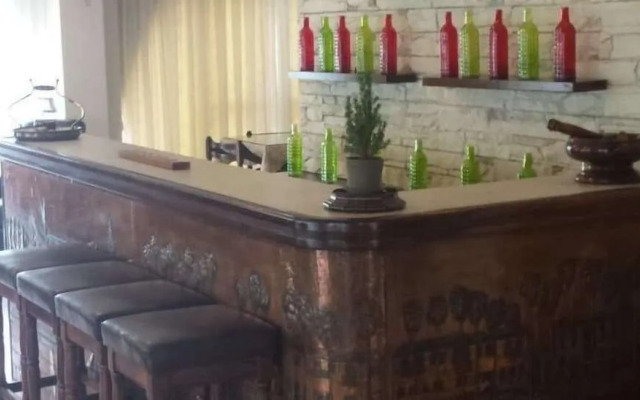 Layiotis Hotel Apartments