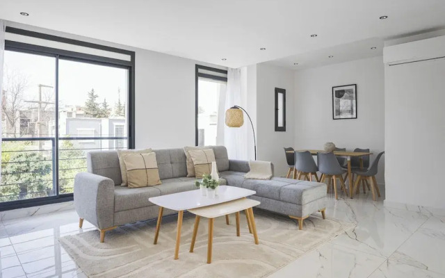 Appartement de 3 pieces a Birkhadem