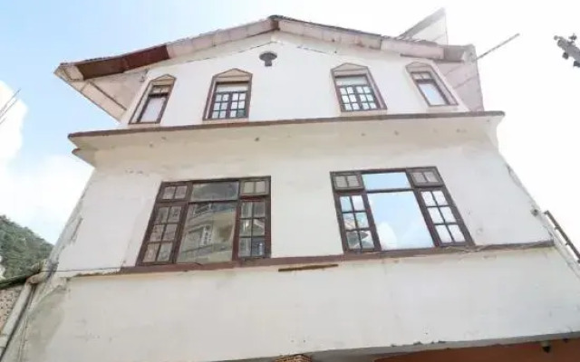 OYO 30616 Yamuna Regency