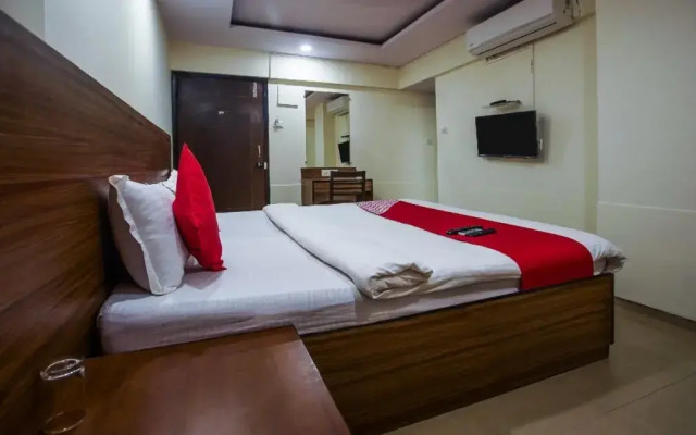 OYO Flagship 17165 Ace Residency Marol