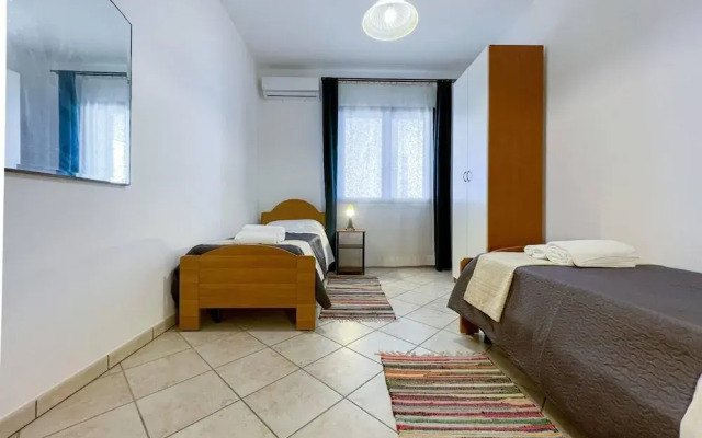 Beautiful 2-bed Apartment in Marina di Mancaversa