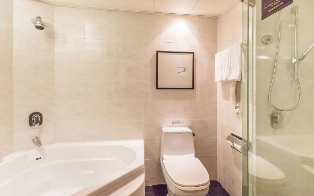 Regal Airport Hotel