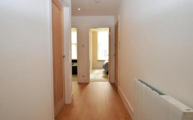 Town View Apartment