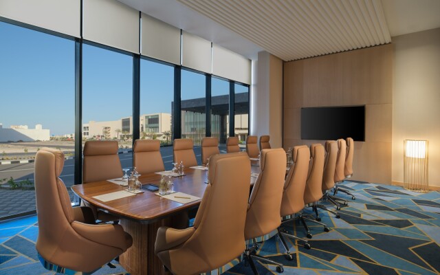 Maani Muscat Hotel & Suites