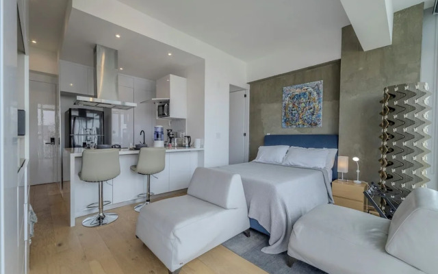 Icon Cibeles heart of La Roma