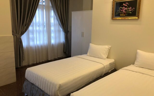 Tea Leaf Hotel