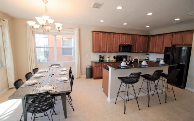 Golden Palms Vacation Resort 2586