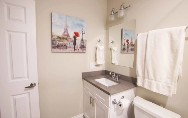 2 Level Home near Wrigley