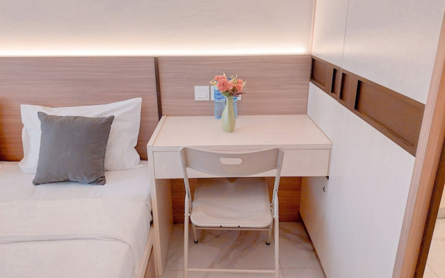 Comfort and Strategic Studio at Sky House BSD Apartment near AEON – Guest Rooms – Legok