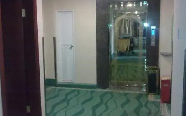Shanghai Biguan Hotel