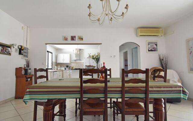 Cosy Villa in Vic-la-gardiole With Private Swimming Pool