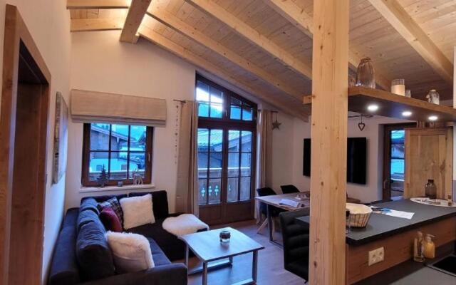 Hochalmbahnen Chalets Rauris 1-16 WE2, Maislaufeldweg 1p OG