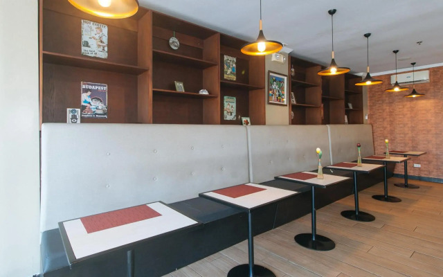 RedDoorz Plus Near Bamboo Organ Las Piñas