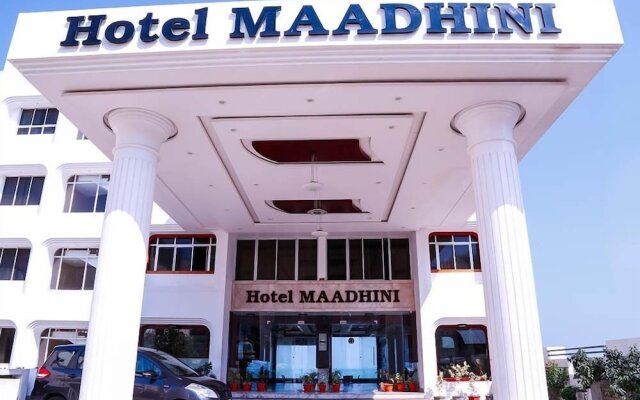 Hotel Maadhini