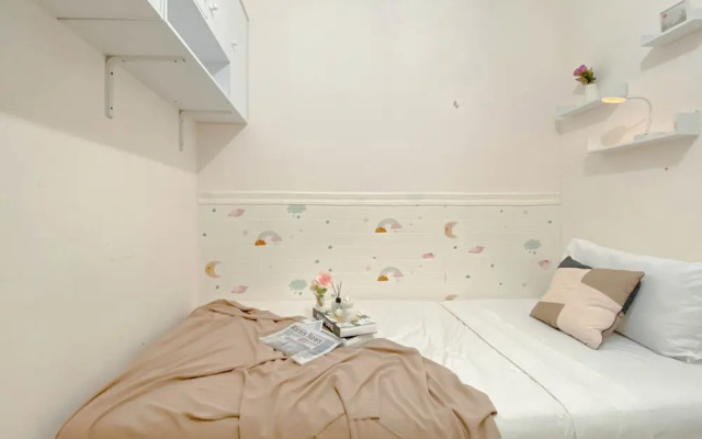 Good Choice And Homey 2Br At Bassura City Apartment