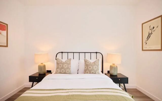 The Tottenham Paradise - Ravishing 2bdr Flat With Balcony