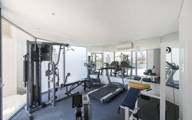 Cote D'Azur,  Unit 41/61 Donald Street