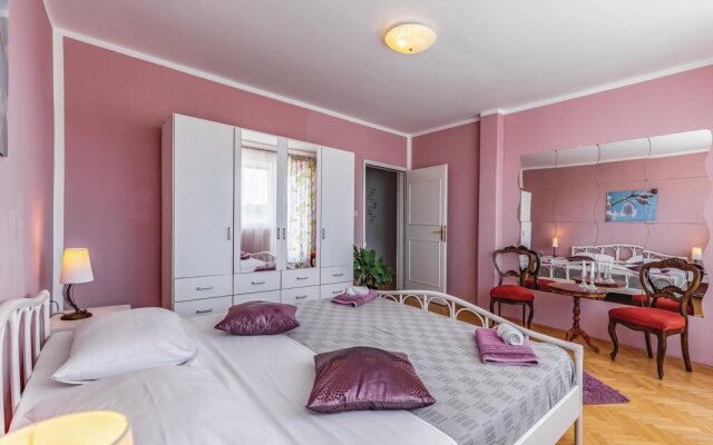 Nice Home in Pula With Wifi and 2 Bedrooms