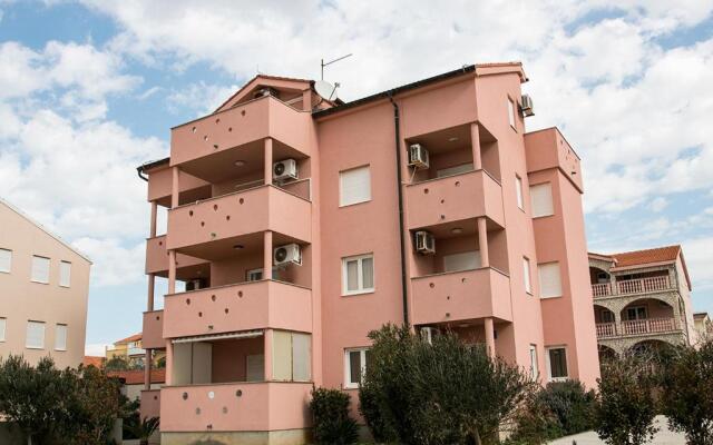 Apartment Jaka - Novalja