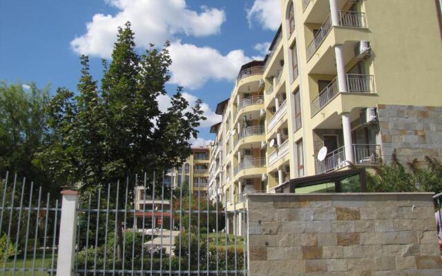 SB Rentals Apartments in Royal Dreams Complex