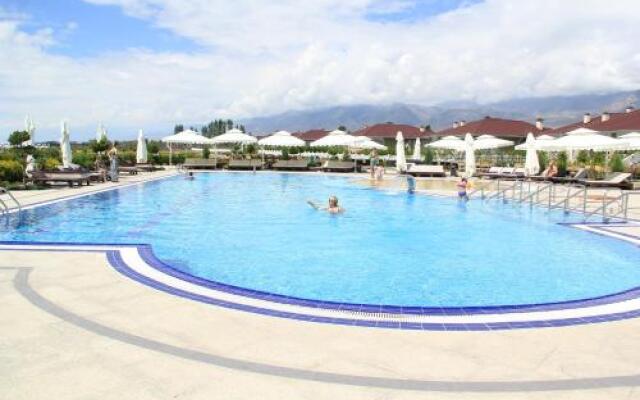 Karven 4 Seasons Resort