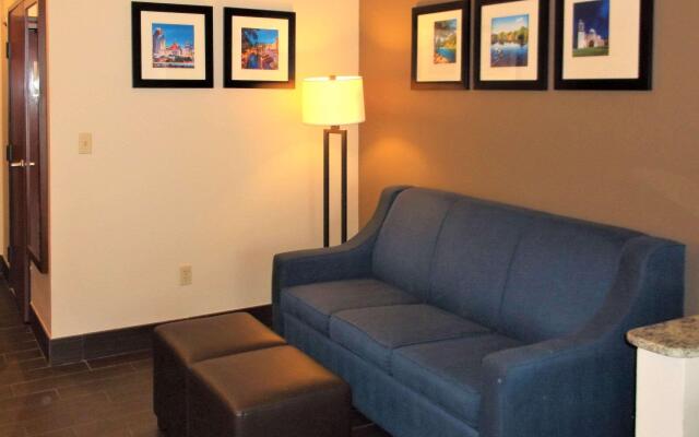 Comfort Inn & Suites