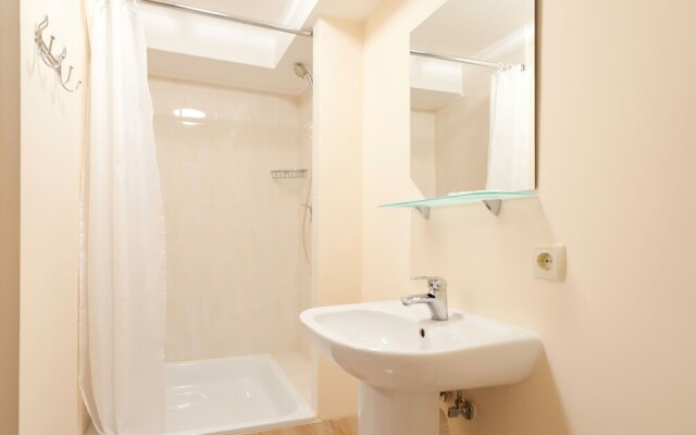 Zenith Hotel