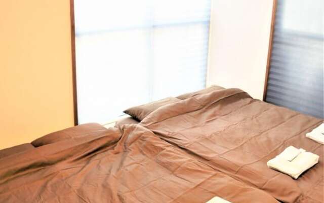 Spacious Apartment Sunshine City