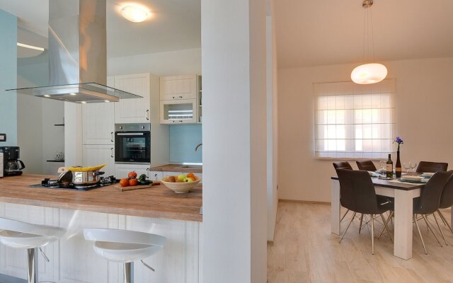 Exquisite Holiday Home in Galizana With Pool