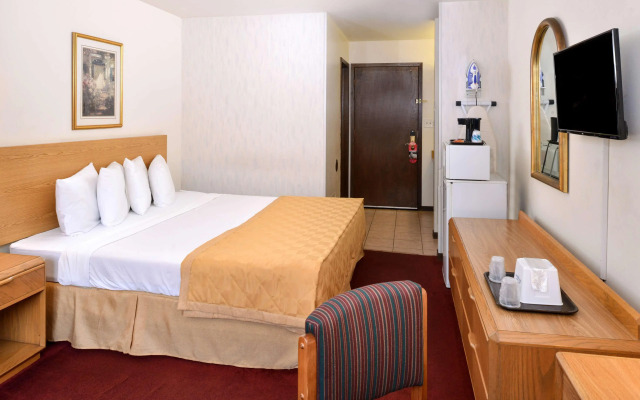 Americas Best Value Inn La Crosse