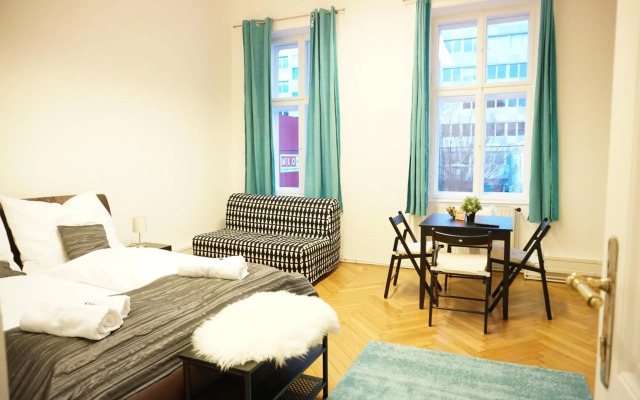 Urban City Apartment - Contactless Check-In