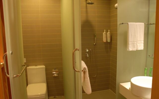 WHWH Business Hotel