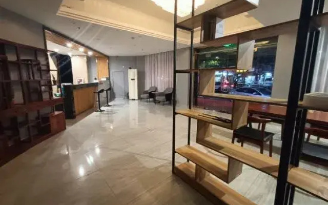 Yueyue Chain Hotel (Anqing No.2 People's Hospital)