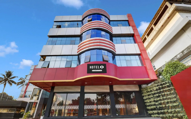 West Gate Inn & Suites By OYO Rooms