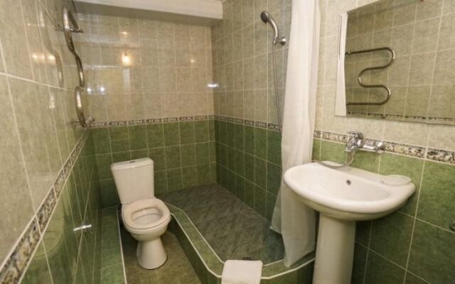 Aleandr Hotel