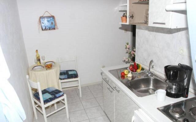 Lana Apartments