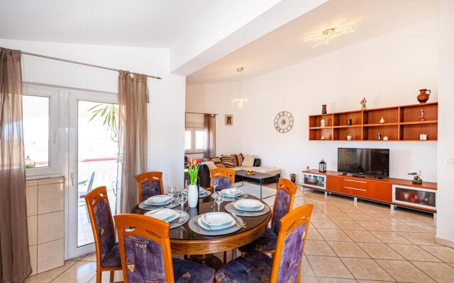 Stunning Home in Debeljak With Wifi and 3 Bedrooms