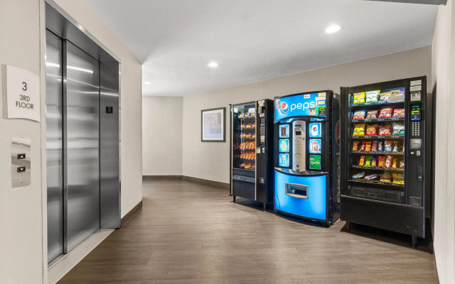 Quality Inn & Suites Denver International Airport