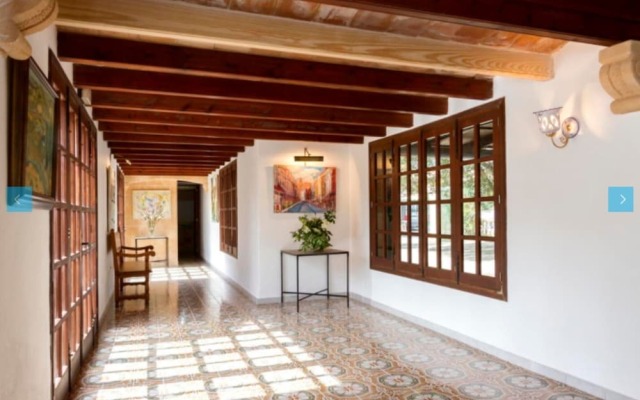 Villa - 6 Bedrooms with Pool - 105092