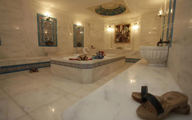 Marmaray Hotel