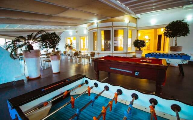 Casa Mia Family Suites