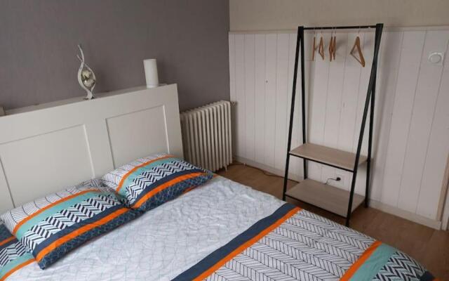 Appartement dans Villa