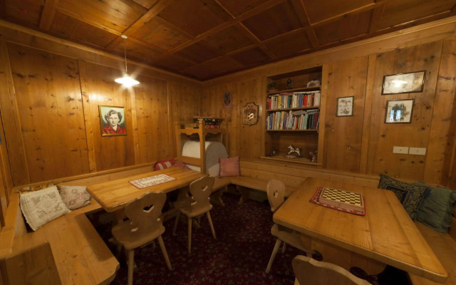 Garni Col da la Vila